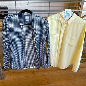 The Gap Large Blue and White Women’s Long-sleeve Button Down Shirt 👕